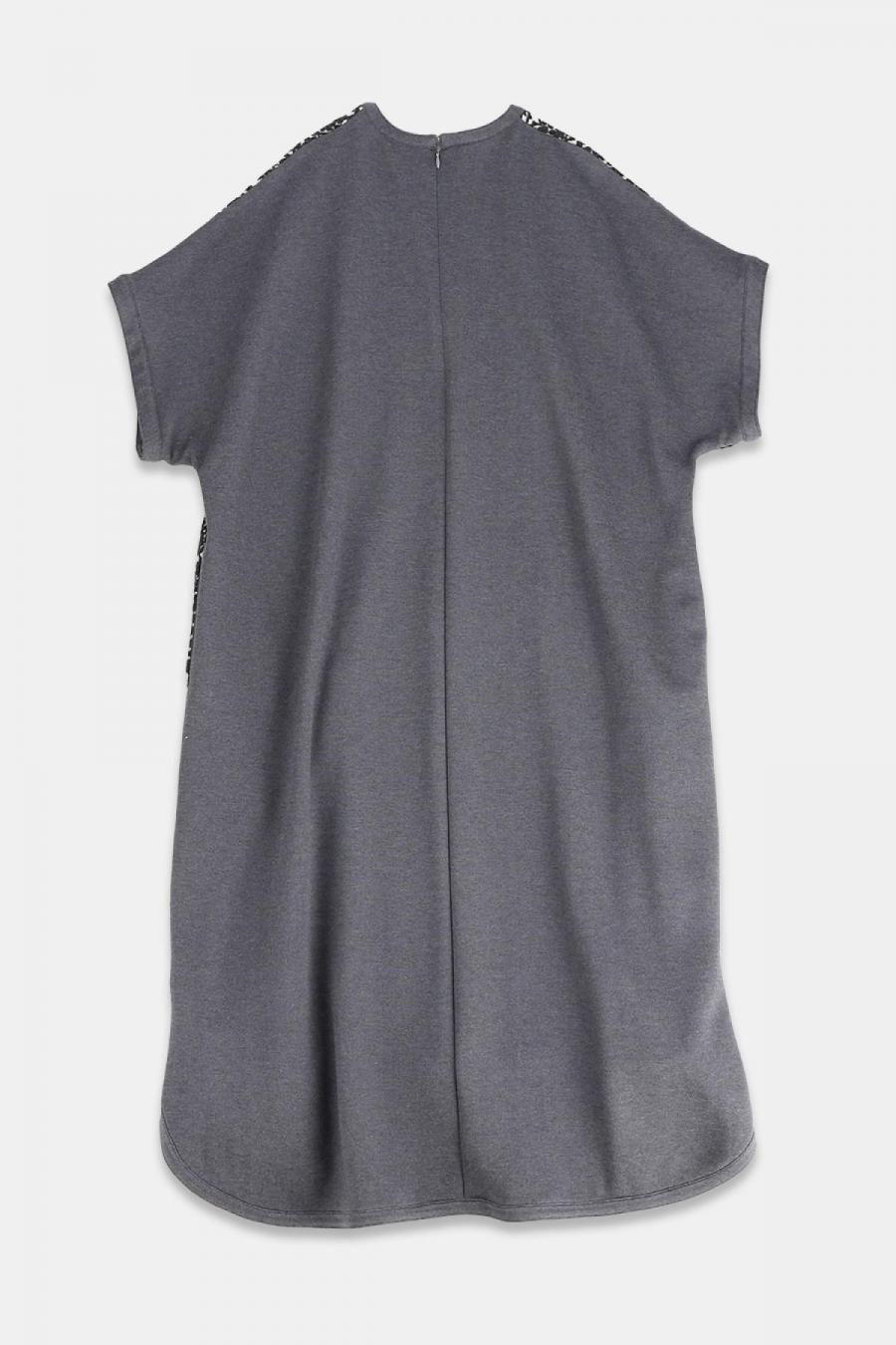 ワンピース　タペスト柄レース切替