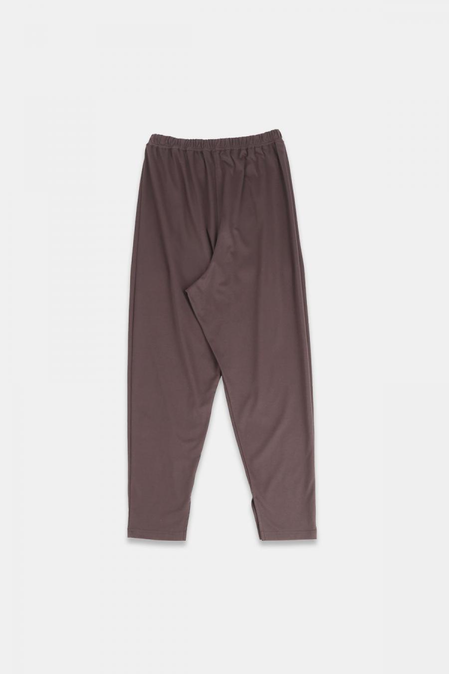 テーパードパンツ　エアーフロージャージ