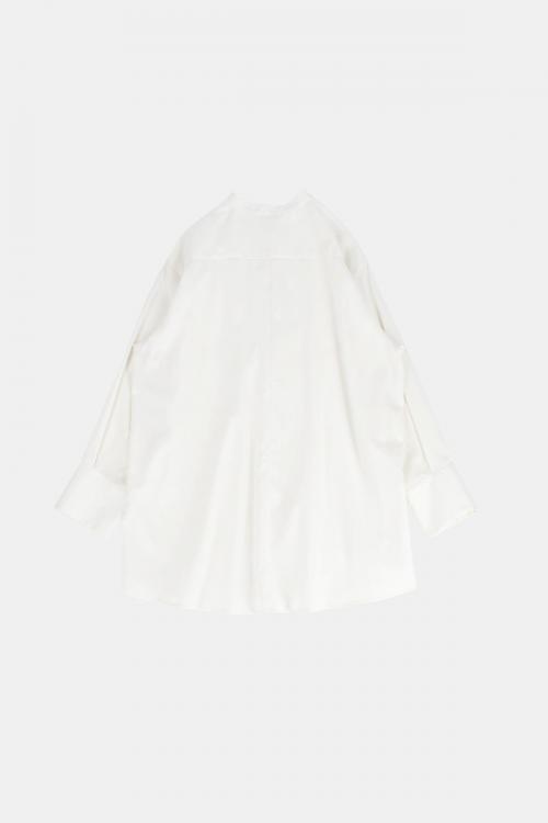 バンドカラーブラウス