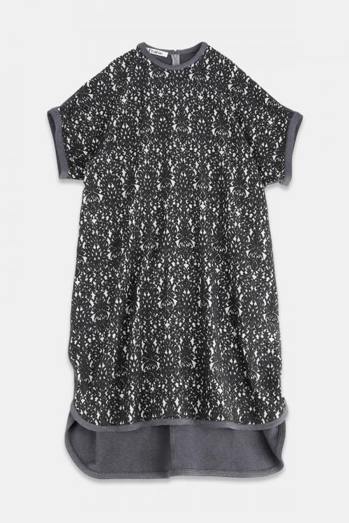 ワンピース　タペスト柄レース切替