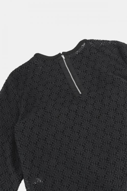 クルーネックプルオーバー　マーガレット柄レース