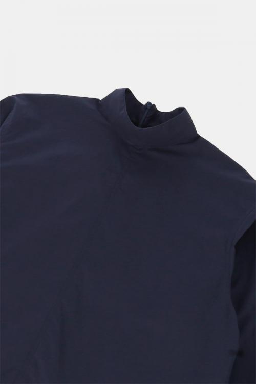 ハイネックプルオーバーブラウス　ブロードストレッチ