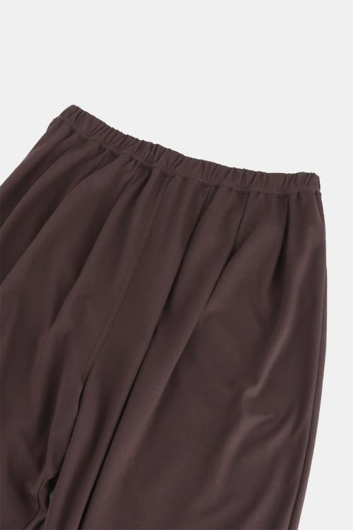 テーパードパンツ　エアーフロージャージ